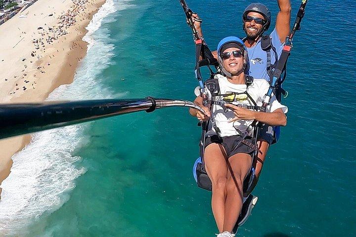 Paragliding flight in Rio de Janeiro