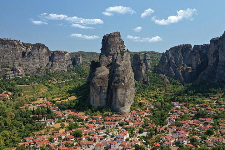Meteora Full Day Private Tour from Athens including Lunch