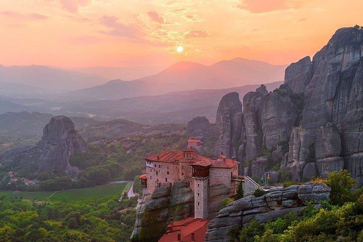 Meteora Full Day Private Tour from Athens including Lunch