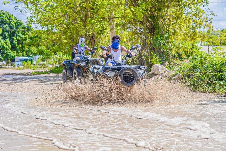 Passeio de quadriciclo e buggy em Punta Cana