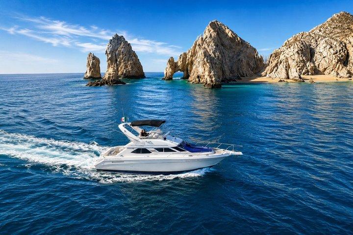 Cabo San Lucas Privates 45ft Flybridge Charter Schnorcheln und Erkunden