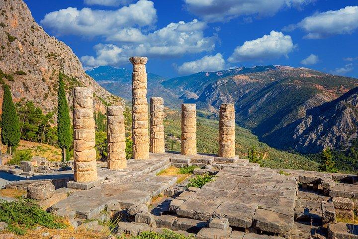 Delphi, Itea, Galaxidi full day private tour from Athens