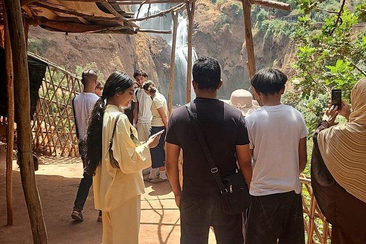 ウーズードの滝旅行（ハイキング＆ボートオプション）