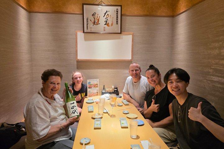 Tokyo Fish Market Tsukiji Food Tour with 3 Tastings