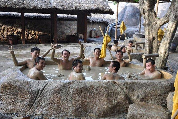 ニャチャン3 - ホンタムマッドバス、カヌー、水泳付きアイランドツアー