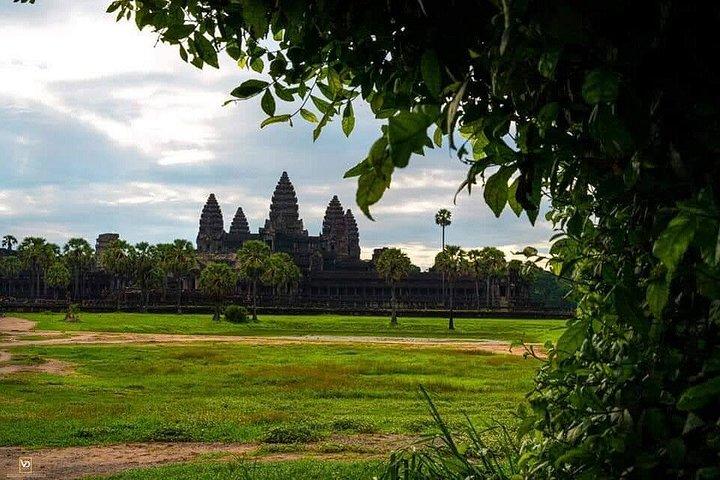 Angkor Wat Highlights Full-Day Tour