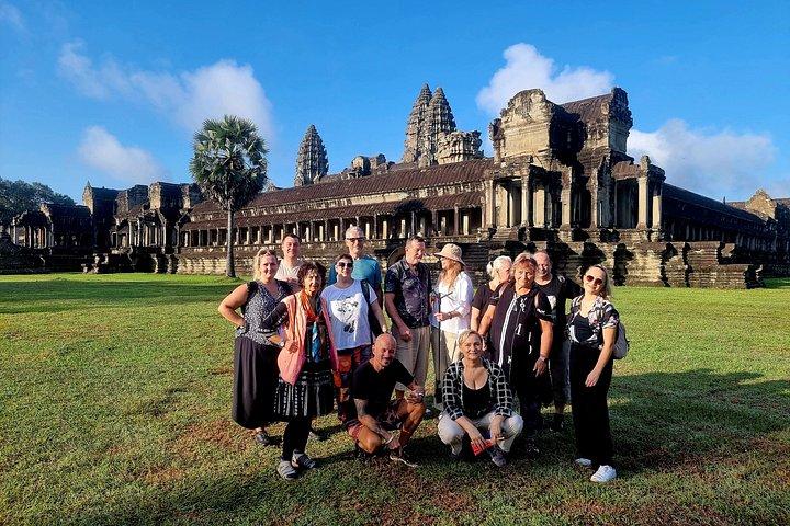 Angkor Wat Highlights Full-Day Tour