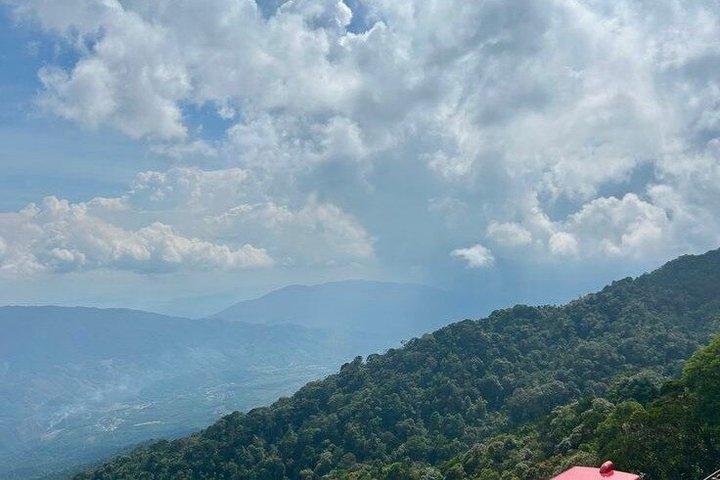 ダナンからバナヒルズとゴールデンブリッジへのプライベート日帰り旅行
