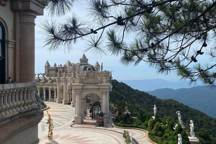 ダナンからバナヒルズとゴールデンブリッジへのプライベート日帰り旅行
