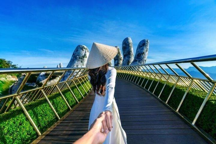 ダナンからバナヒルズとゴールデンブリッジへのプライベート日帰り旅行