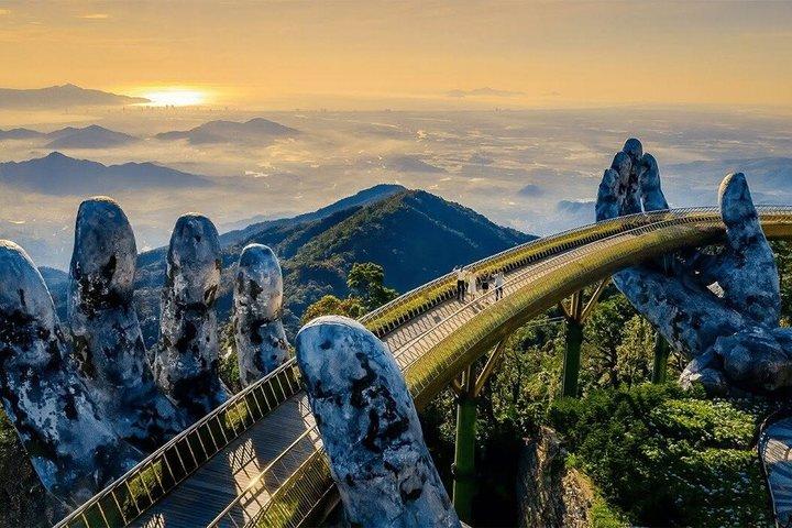 ダナンからバナヒルズとゴールデンブリッジへのプライベート日帰り旅行