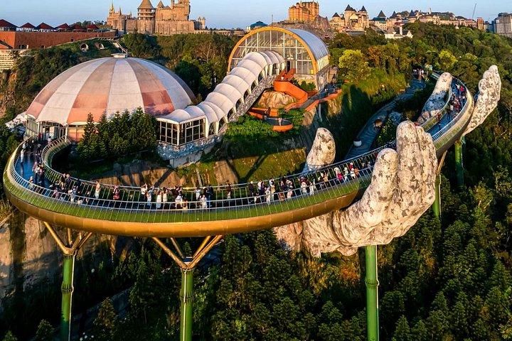 ダナンからバナヒルズとゴールデンブリッジへのプライベート日帰り旅行