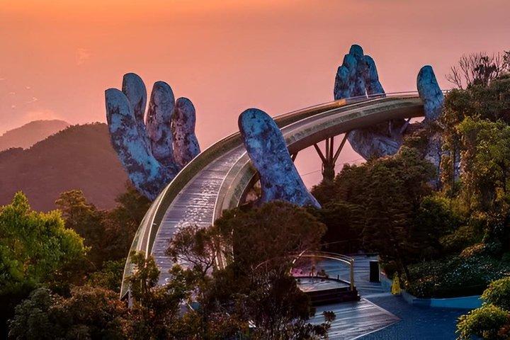 ダナンからバナヒルズとゴールデンブリッジへのプライベート日帰り旅行