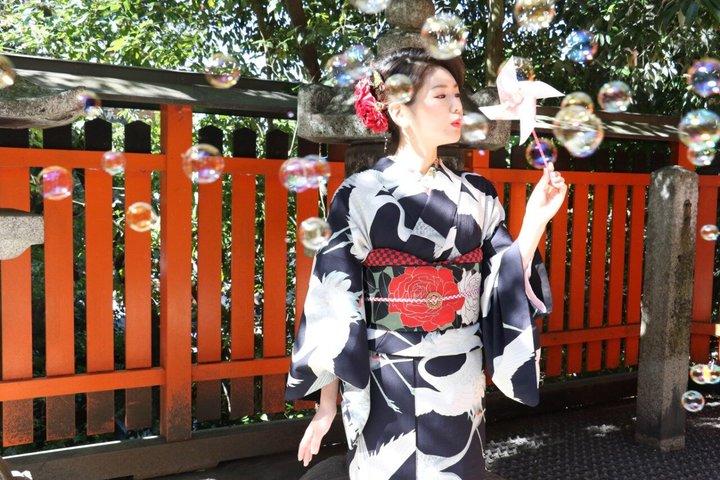 Kyoto Gion: Family-Friendly Kimono & Yukata Experience at WARGO