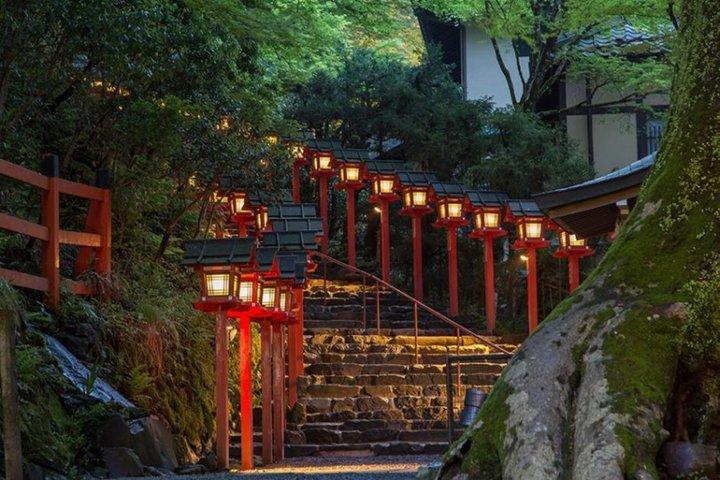 Kyoto Sanzen In Kifune Schrein und Ruriko In Privat-Tagestour