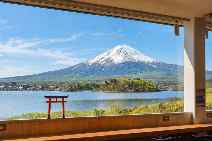 富士山と河口湖パノラマロープウェイ日帰り