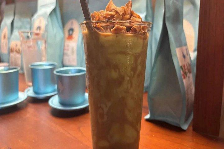 夜のダナン：ミシュランディナー、ローカルコーヒー＆漢江クルーズ