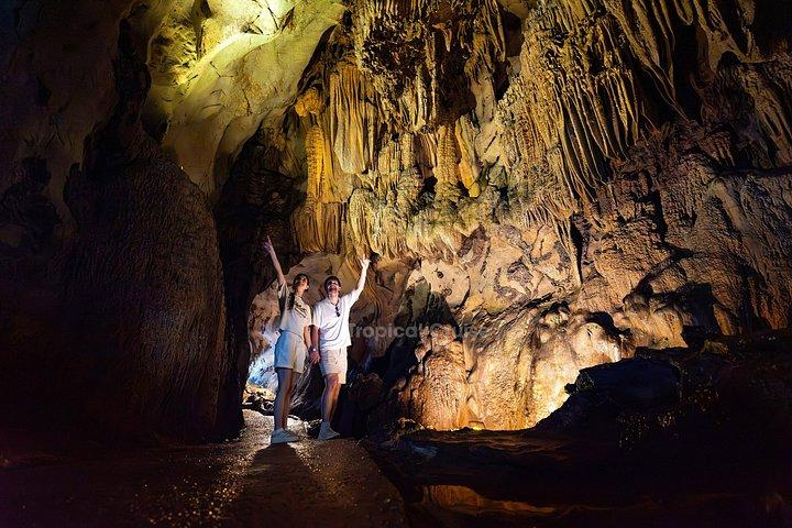 ハノイからのランハ湾と猫バ島日帰り旅行は、群衆を脱出