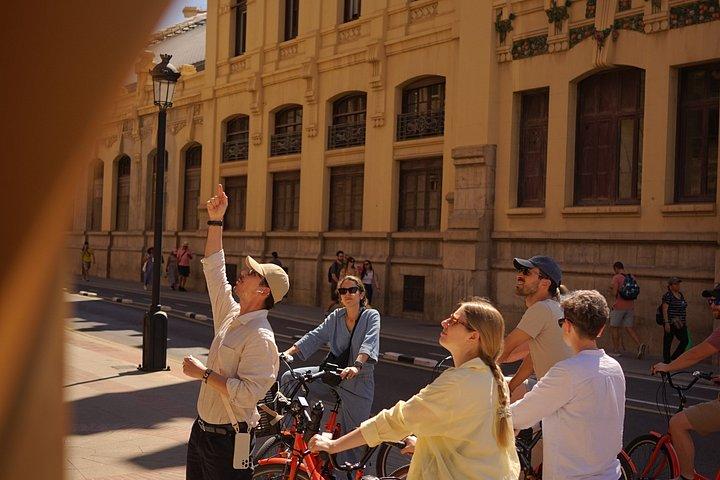 バレンシア90分で自転車またはEバイクツアー