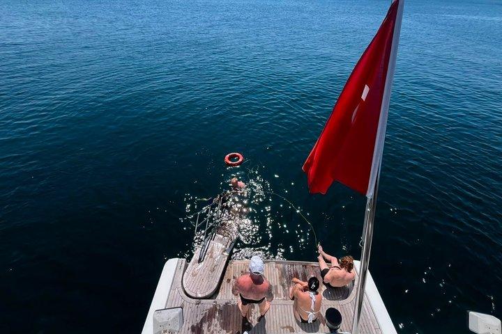 Istanbul Princes' Islands Swimming Group Yacht Cruise