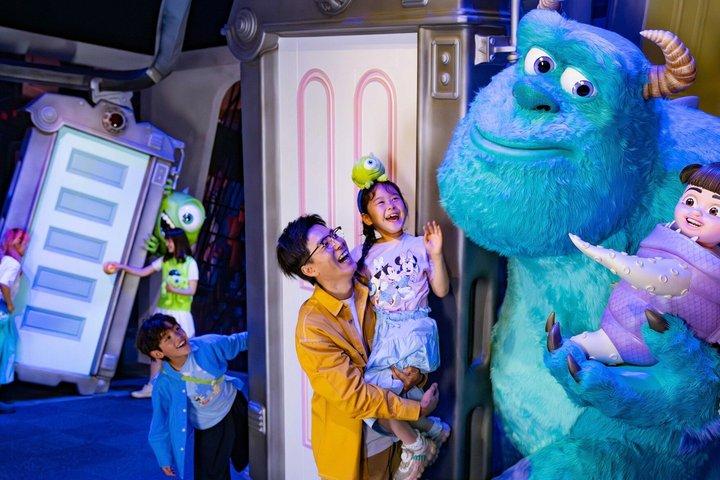 Private Transfer to Shanghai Disneyland