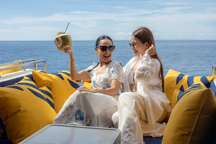 クラビ発サンセット豪華カタマランクルーズ4島