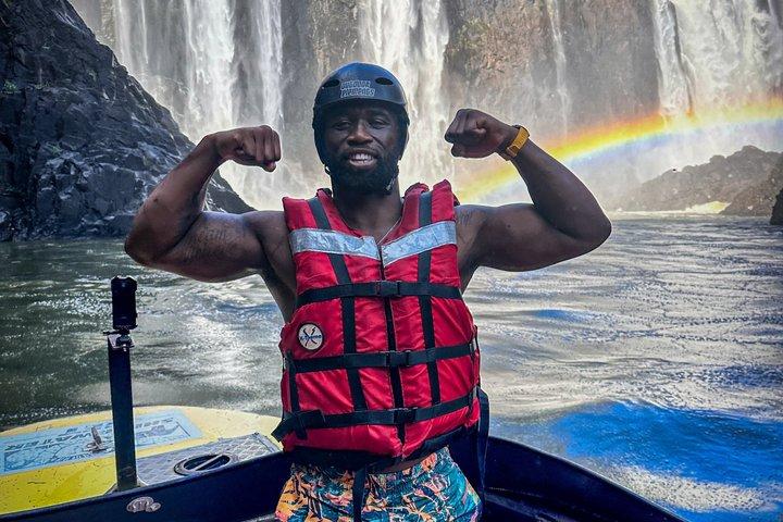 Shearwater Adventure Jet Boat Experience i Victoria Falls
