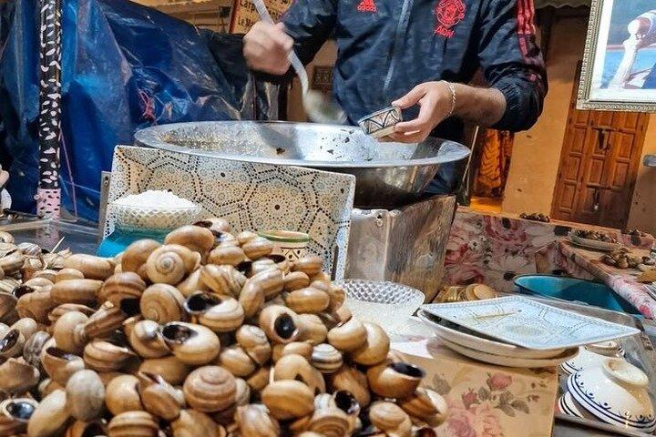 メディナでのローカル試食とウダヤスのカスバでのラバトフードツアー