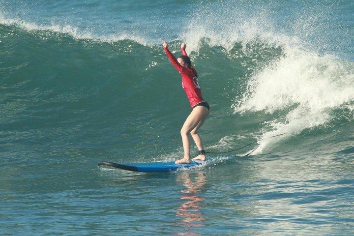 Canggu: Surfing lesson with ISA certified instructor