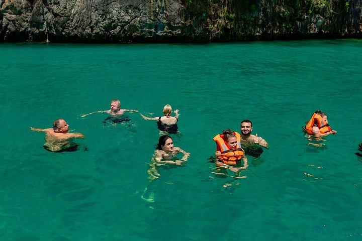 Phi Phi Inseln Maya Bay Entdeckungstour ab Phuket
