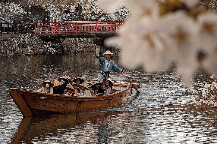 大阪/京都:姫路城、明石海峡大橋 10時間プライベートツアー