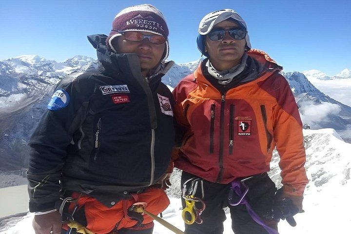 Kyajo Ri Peak Climbing