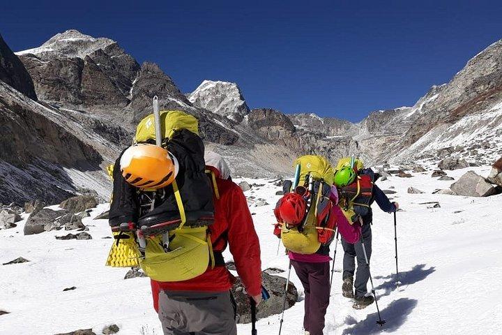 Kyajo Ri Peak Climbing