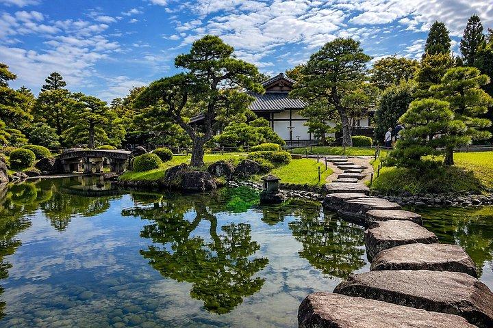 大阪/京都：姫路城、明石海峡大橋 10時間プライベートツアー