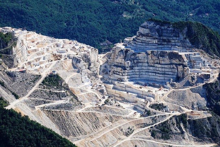 Florence: Carrara Marble and “David” Private Tour with Lunch