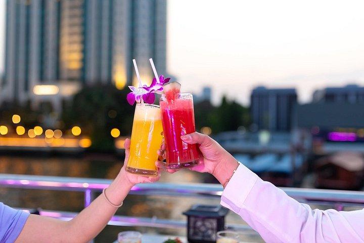 L'Orchidea Bianca: Chao Phraya Dinner Cruise Experience