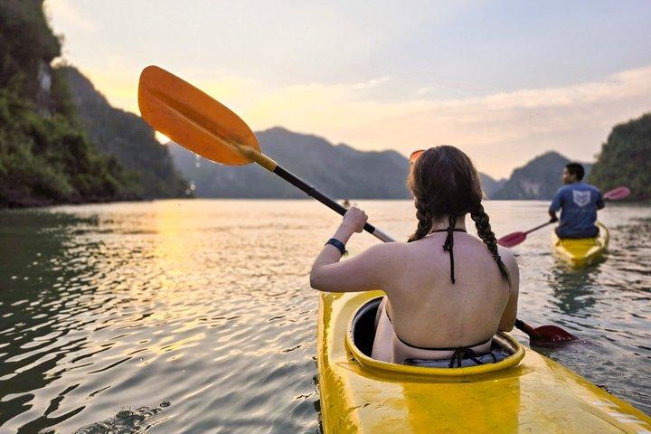 Hoteller i nærheden af Lan Ha Bay Day Cruise by Halong Catamaran Escape