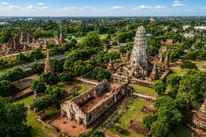 Ayutthaya UNESCO Temples Group Tour with Lunch