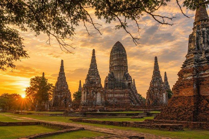 Ayutthaya UNESCO Temples Group Tour with Lunch