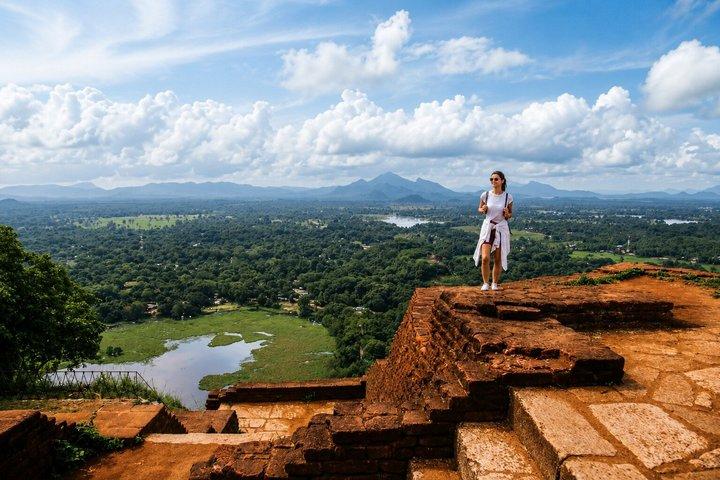 Colombo : tour della grotta di Sigiriya Rock & Dambulla con pranzo in Sri Lanka