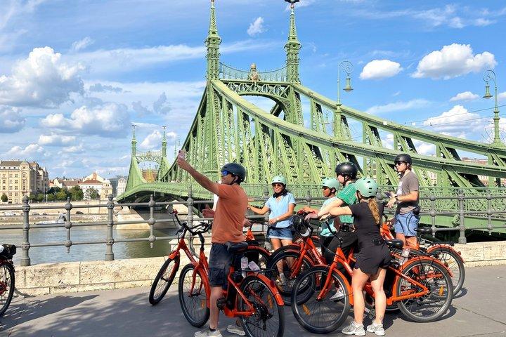 Historical Bike Tour of Budapest 2.5 Hours with Local Guide