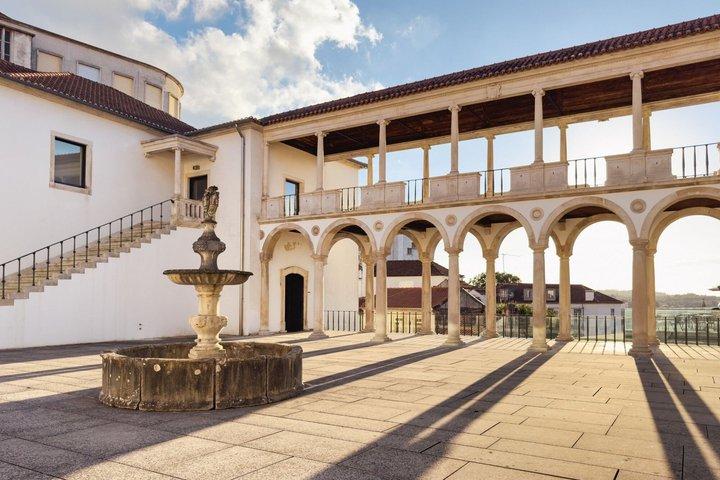 Coimbra Scavenger Hunt & Highlights Self-Guided Walking Tour