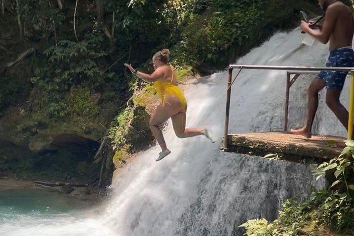 Dunns River Falls et Blue Hole Combo