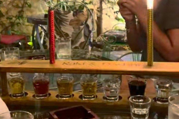 ヴロラを発見:旧市街ウォーキングツアー&ラキ試飲3種