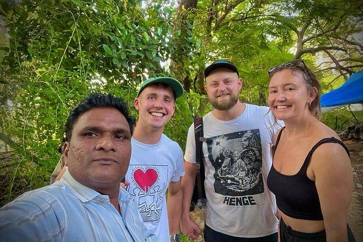 (SGNP)国立公園+カンヘリ洞窟+ライオンサファリ+ジャイン・テンプル