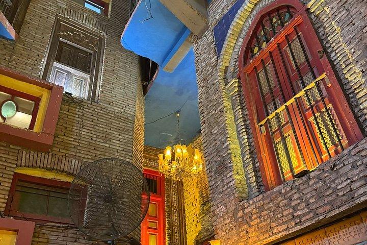 プライベートツアーラホール城壁都市、要塞、バッドシャヒモスク、ワガ