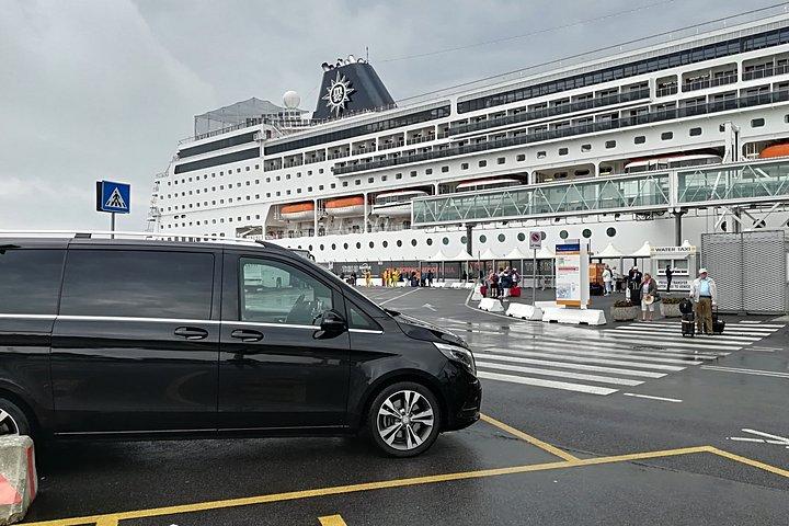 Transporte privado de luxo de Veneza para Trieste Cruise Terminal