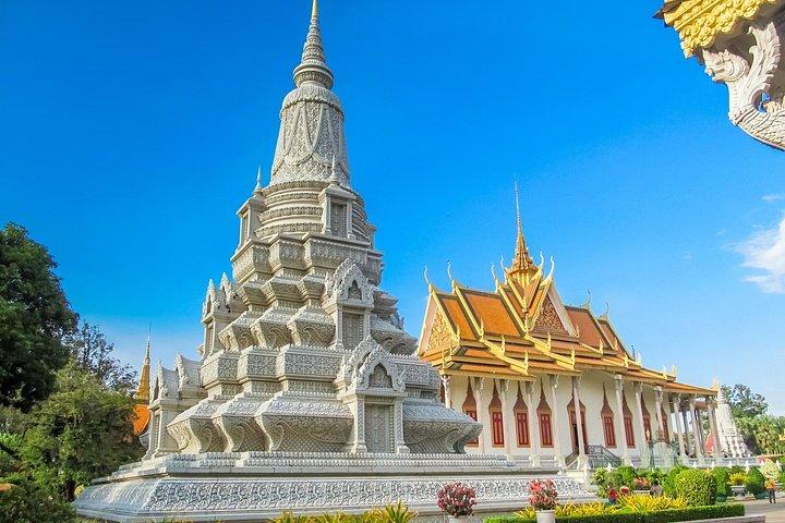 Tour privato di Phnom Penh di un'intera giornata