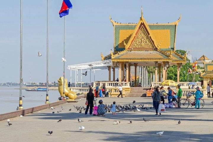 Phnom Penh Royal and Cultural Highlights Tour
