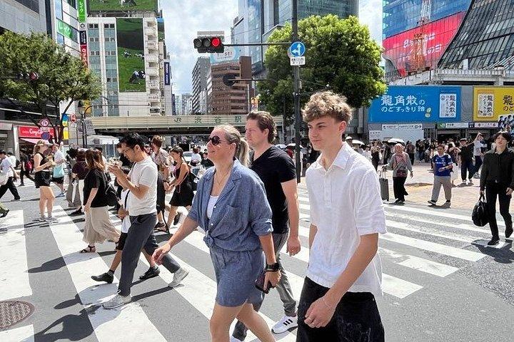 東京: 渋谷でラーメンランチ付きアニメ＆マンガツアー